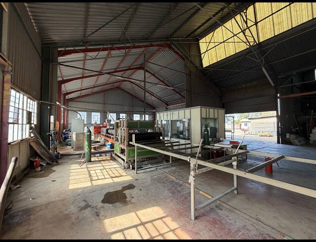 4,666M² FACTORY TO LET IN ALRODE